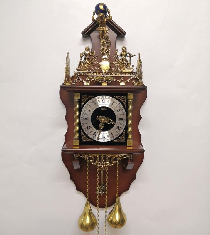 Настенные механические часы с боем 5602-261 Walnut Настенные механические часы с боем 5602-261 Walnut