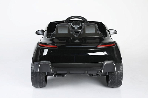Автомобиль BMW i7 9381 Черный краска Автомобиль BMW i7 9381 Черный краска