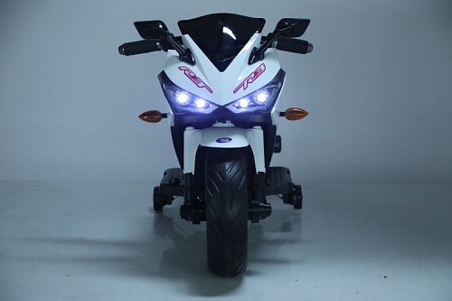 Мотоцикл Moto Honda CBR-650 YKB1845 Белый Мотоцикл Moto Honda CBR-650 YKB1845 Белый