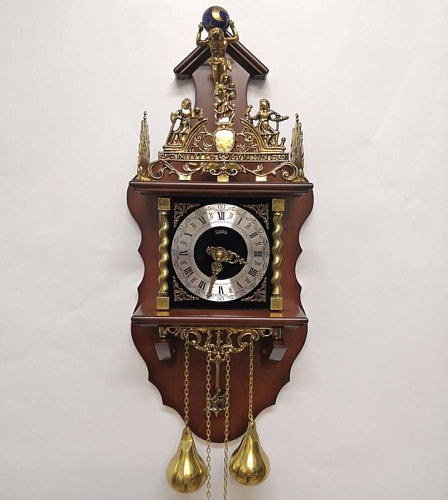 Настенные механические часы с боем 5602-261 Walnut Настенные механические часы с боем 5602-261 Walnut