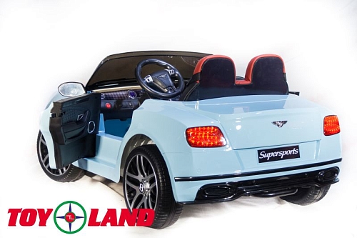 Автомобиль Bentley Continental Голубой краска Автомобиль Bentley Continental Голубой краска