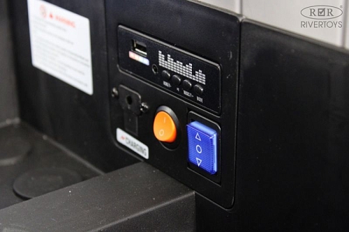 Детский электротрицикл K303PX красный Детский электротрицикл K303PX красный