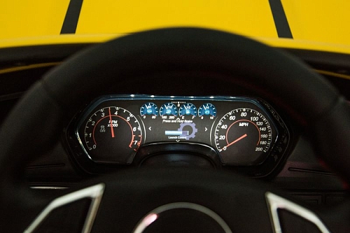 Автомобиль Chevrolett Camarо HL558 Желтый Автомобиль Chevrolett Camarо HL558 Желтый