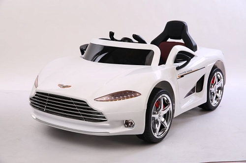 Автомобиль Aston Martin FLSeat YHF3913 Белый Автомобиль Aston Martin FLSeat YHF3913 Белый